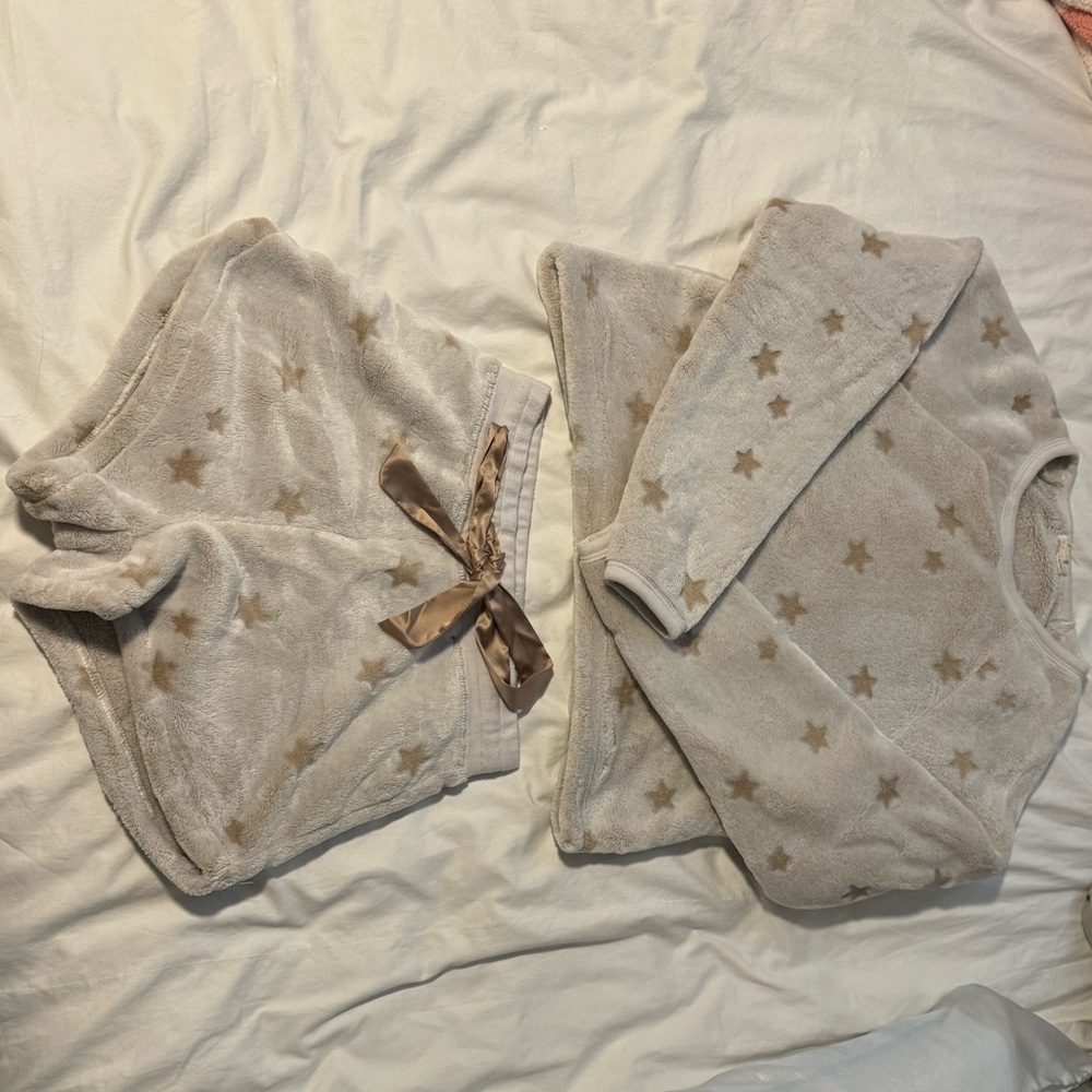 Super soft/ plush Z Supply Set!